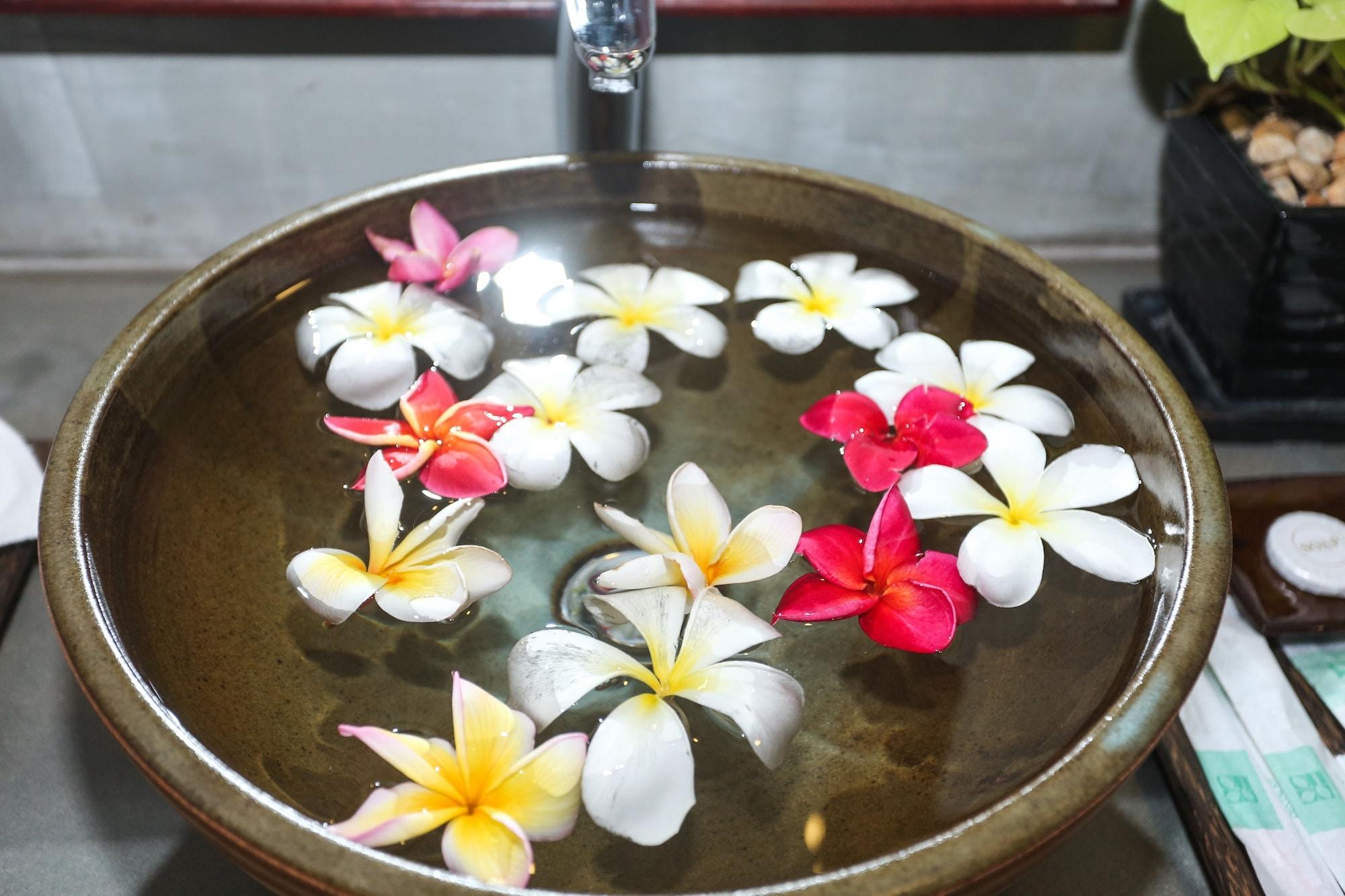 The Moon Residence & Spa Siem Reap Buitenkant foto