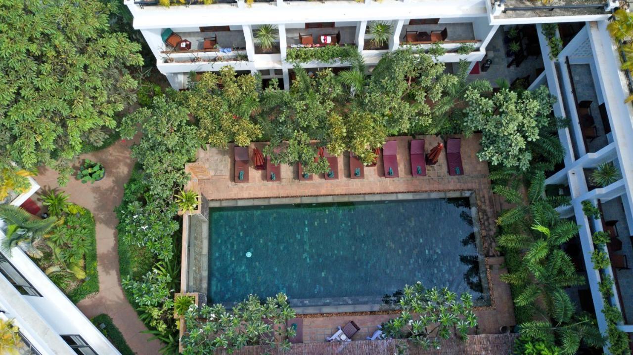 The Moon Residence & Spa Siem Reap Buitenkant foto