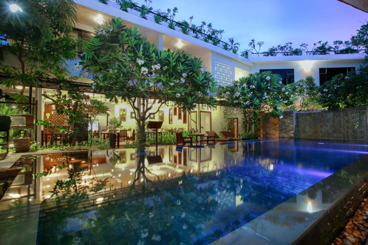 The Moon Residence & Spa Siem Reap Buitenkant foto