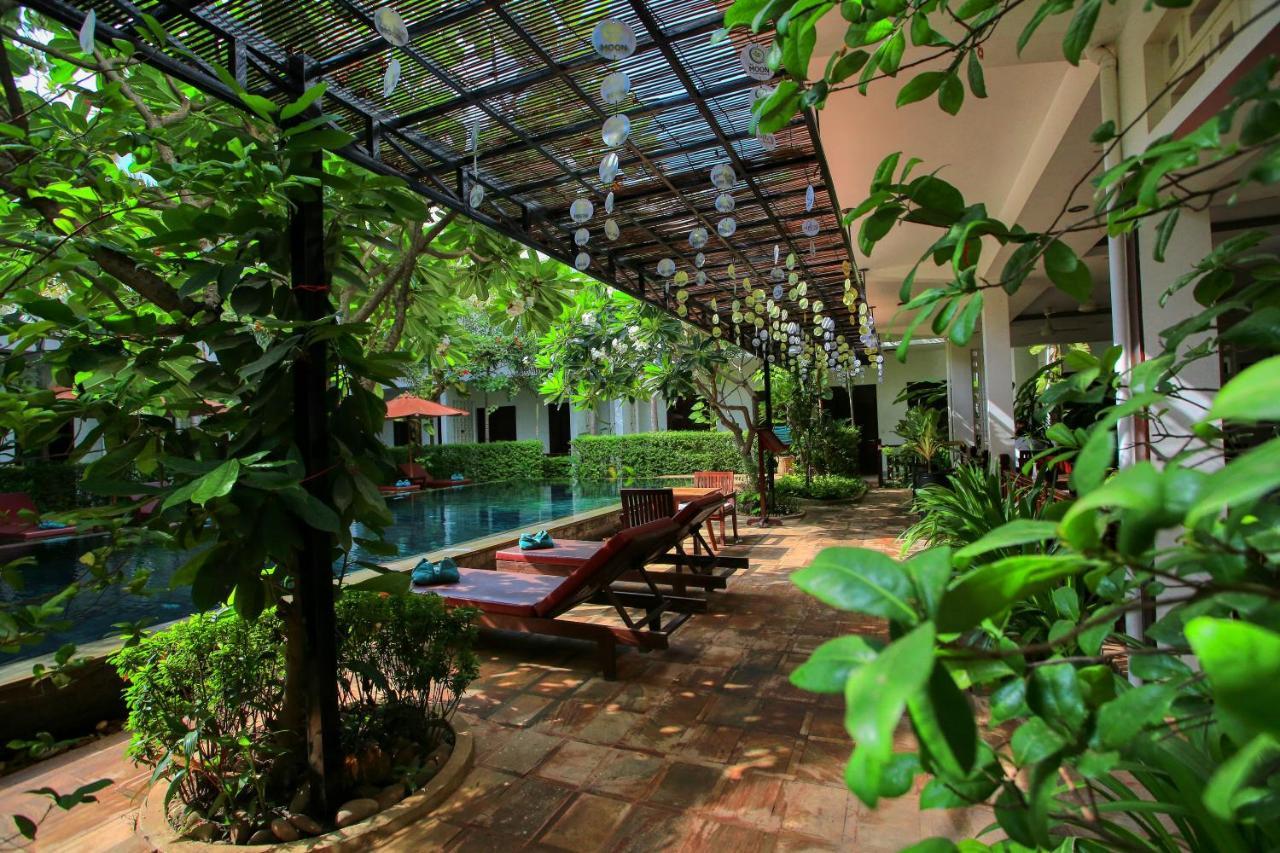 The Moon Residence & Spa Siem Reap Buitenkant foto