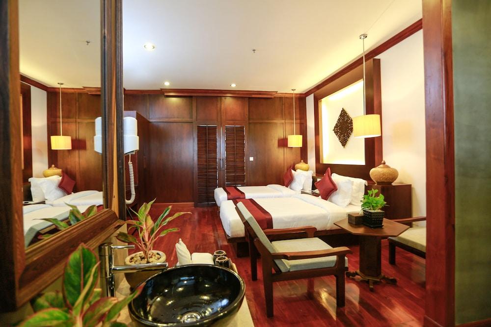 The Moon Residence & Spa Siem Reap Buitenkant foto