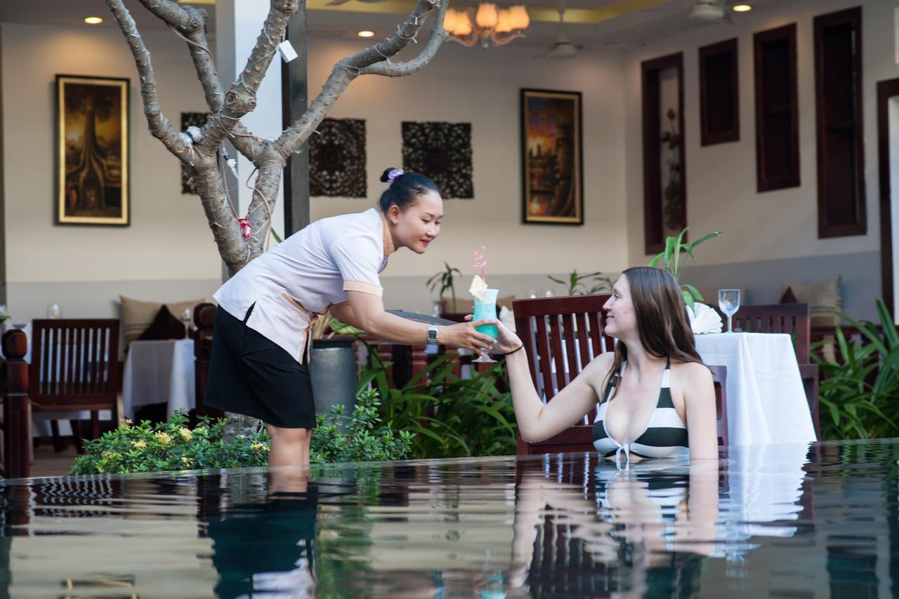 The Moon Residence & Spa Siem Reap Buitenkant foto